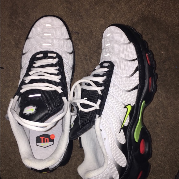 Nike Shoed - Picture 1 of 1